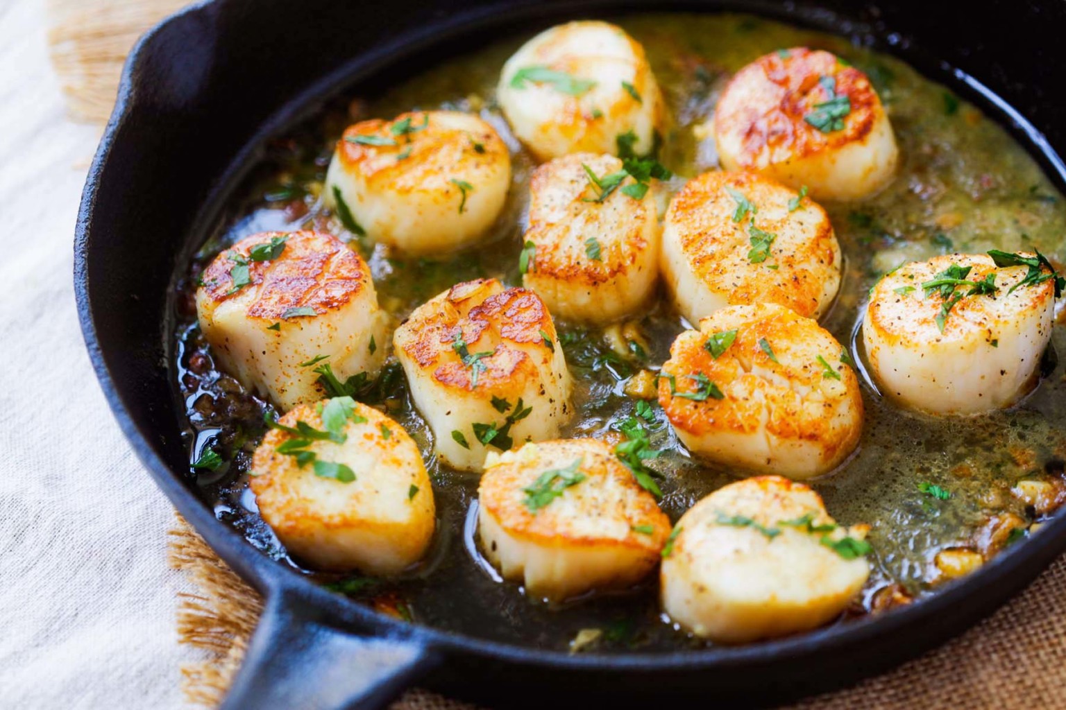 Garlic Scallops (in Yummy Garlic Sauce!) Rasa Malaysia