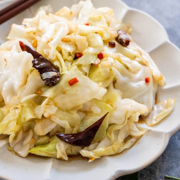 Chinese cabbage Sichuan is one of the simple cabbage recipes