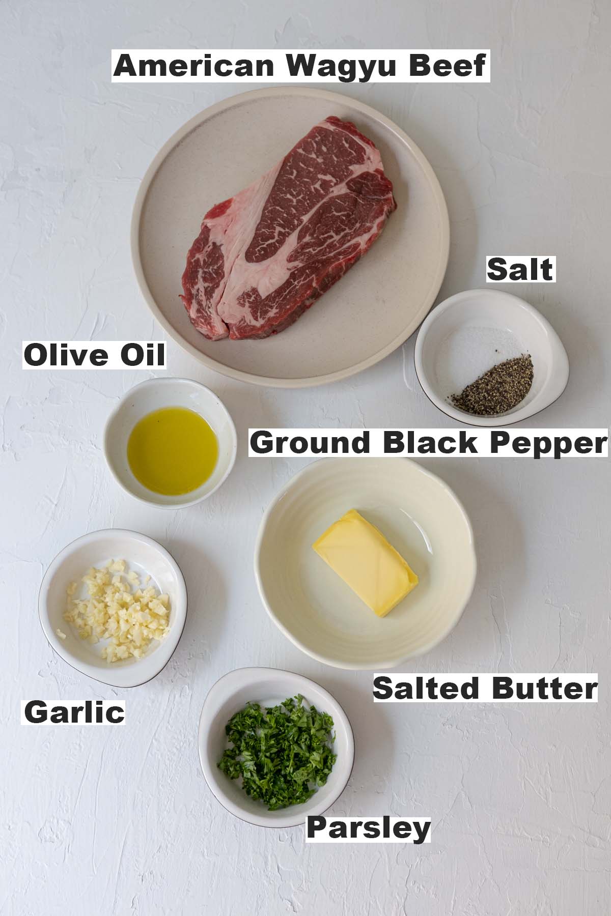 Ingredients for garlic butter Wagyu beef recipe. 