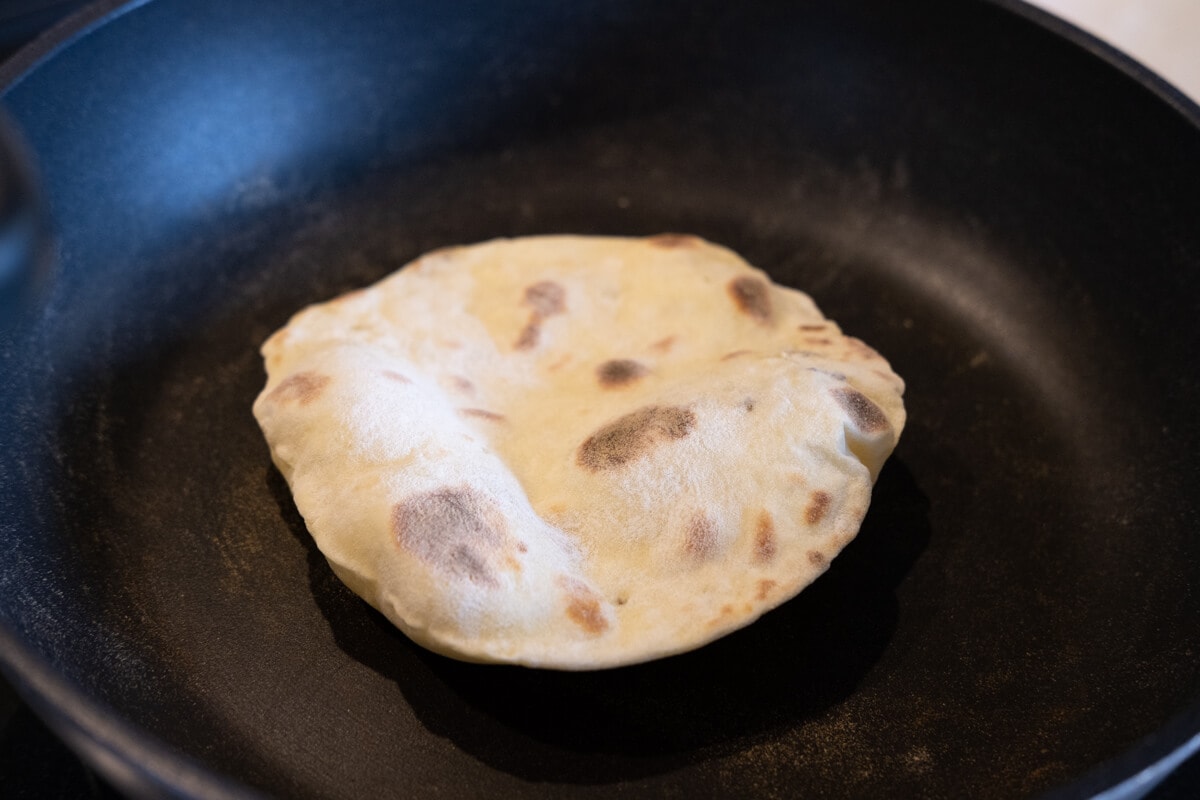 Cook the sweet potato tortilla on a non-stick pan. 