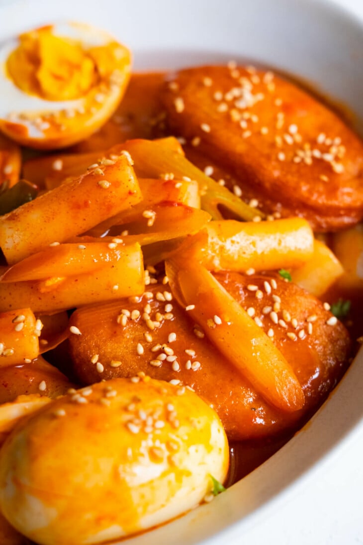 Spicy Korean Rice Cake (Tteobokki) - Rasa Malaysia