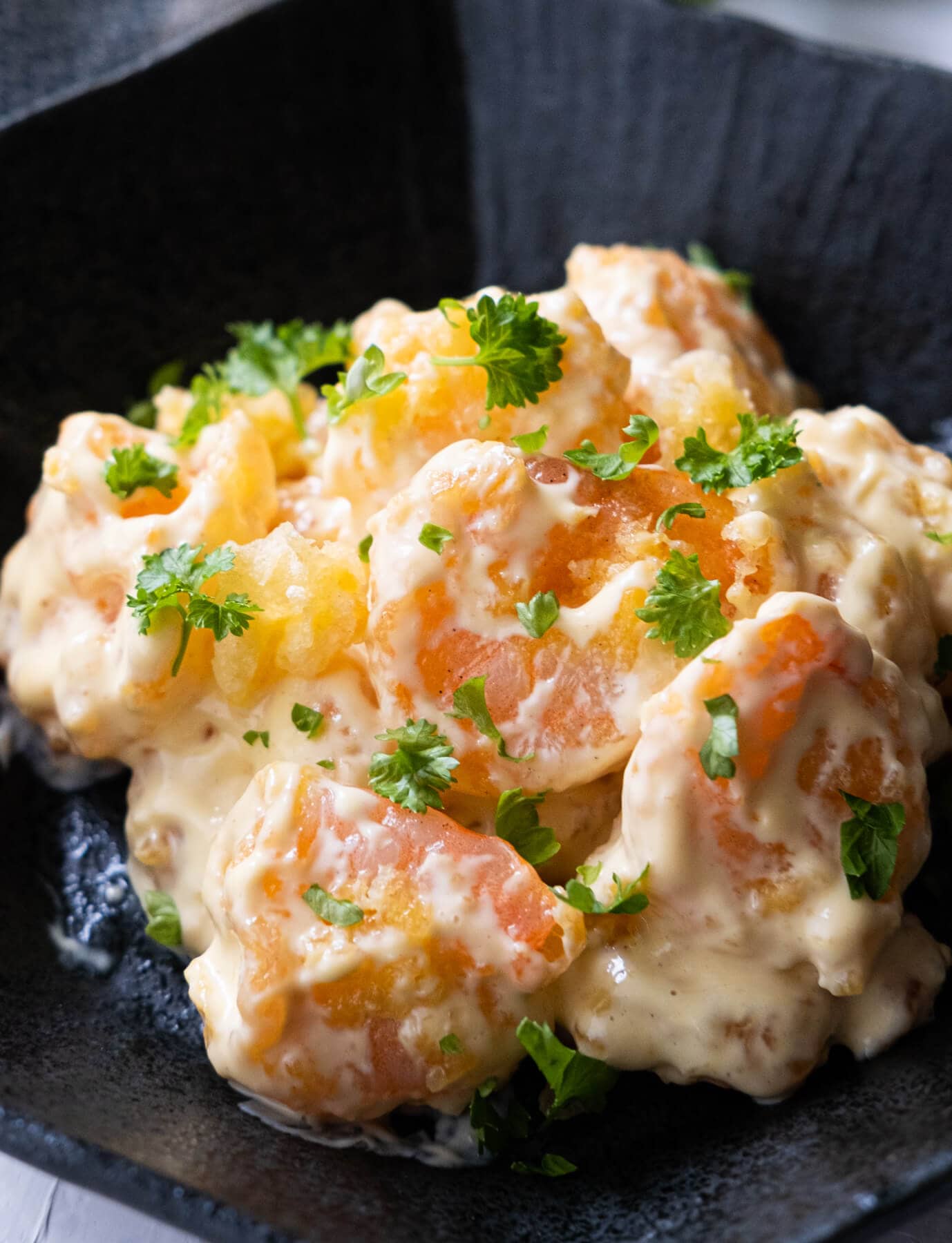 Crispy shrimp covered in creamy mustard mayonnaise sauce.