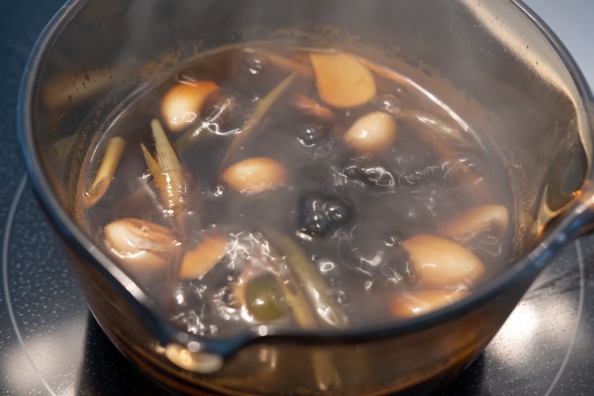 Coca-Cola sauce simmered in a saucepan. 