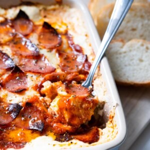 Melty pizza dip recipe.