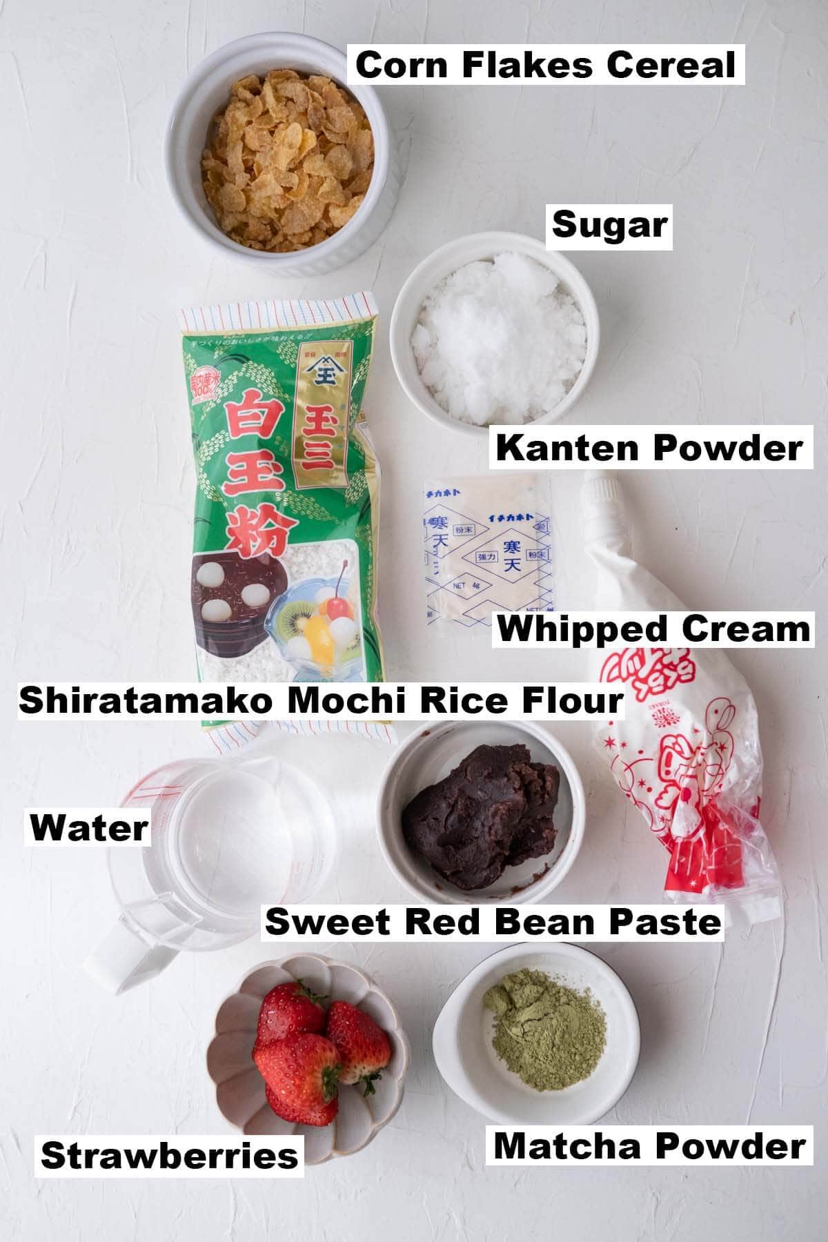 A picture show all ingredients for matcha parfait recipe. 