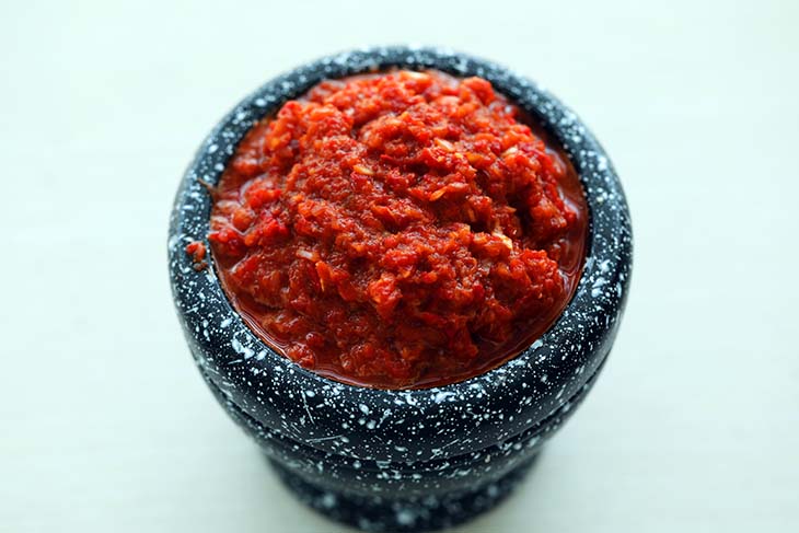 This image shows the Sambal paste after blended.