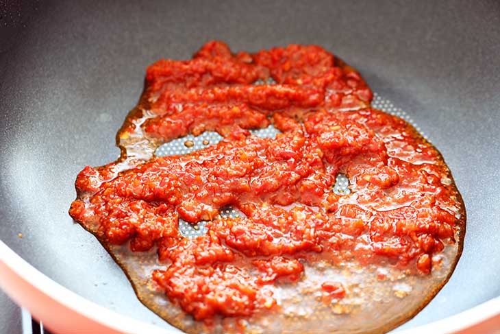 Sambal Paste Sauteed or tumis in a pan.