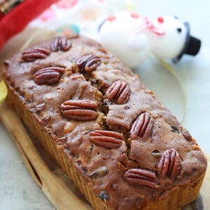 English Christmas fruit cake with dried fruits.