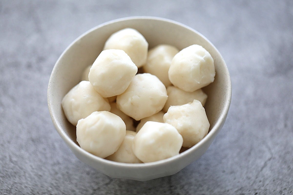 Fresh cuttlefish balls in a bowl.