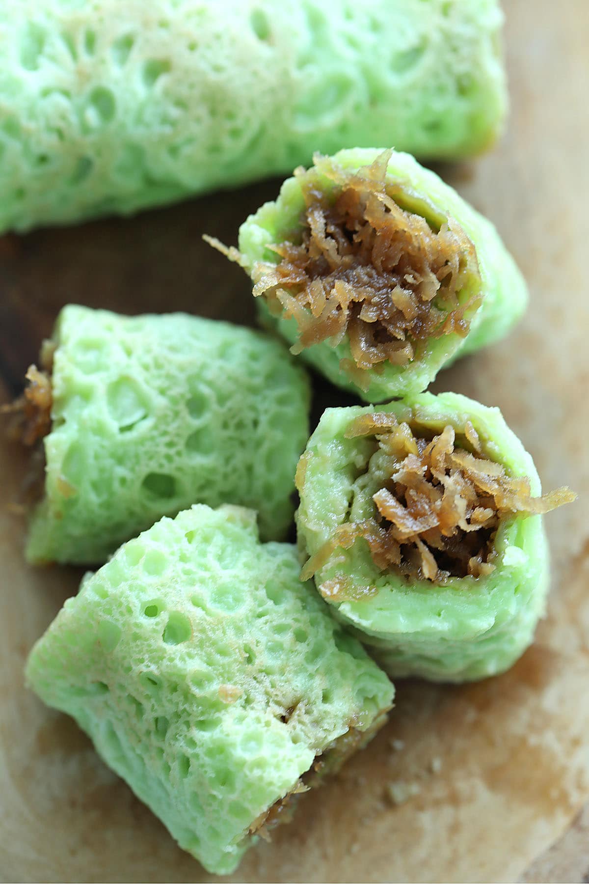 Kelapa inti or coconut filling of kuih dadar (kuih ketayap) is made of shredded coconut and gula Melaka.