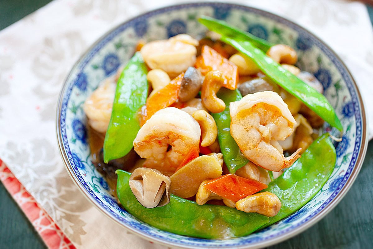 Chinese cashew shrimp stir fry in brown sauce.