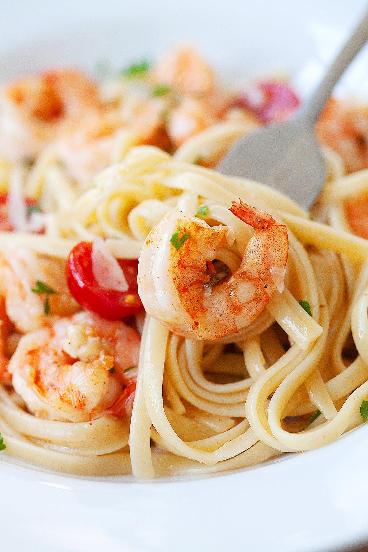 Delicious shrimp scampi linguine, served for dinner.