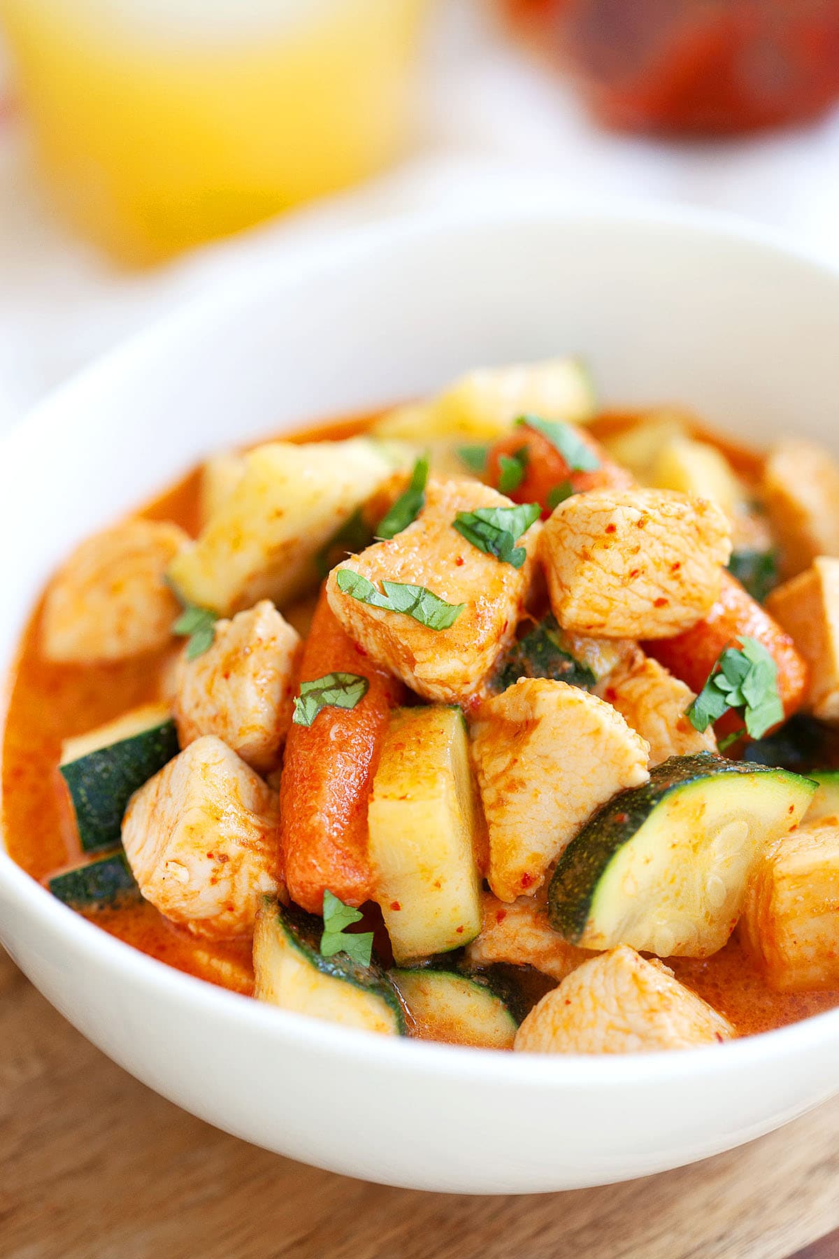 A bowl of zucchini curry.