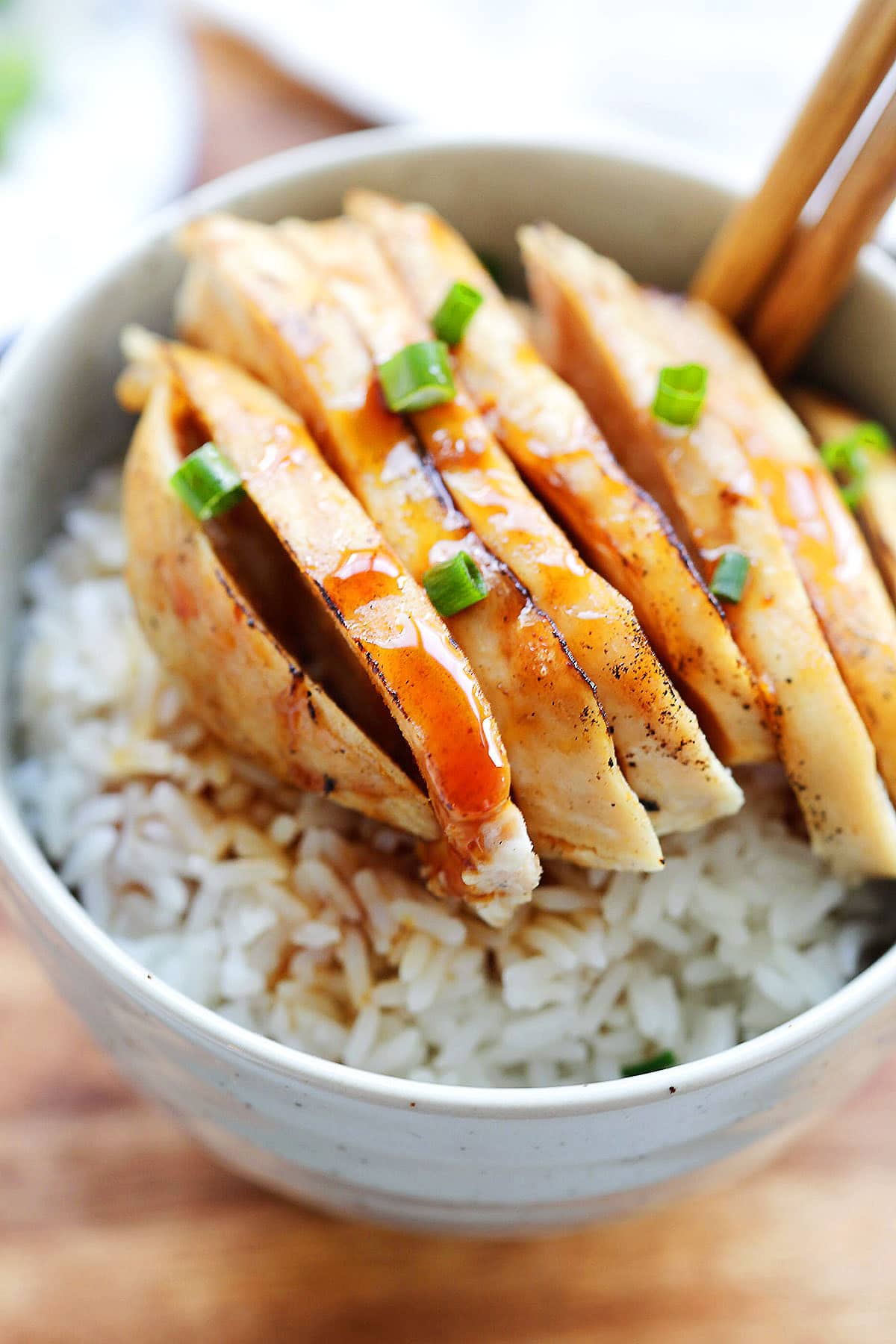 Quick and easy Chinese Mandarin chicken recipe served over rice, perfect for a homemade dinner.