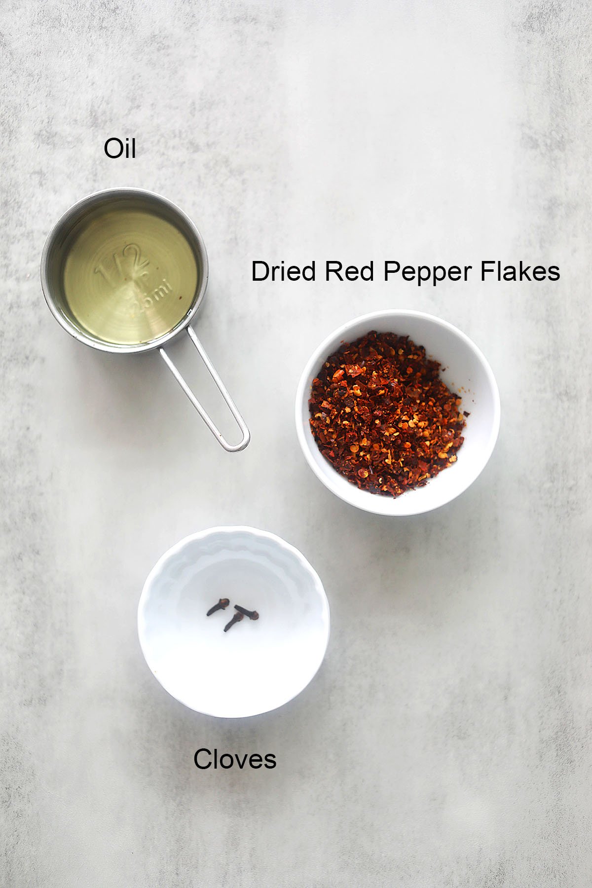 Ingredients for chili oil.