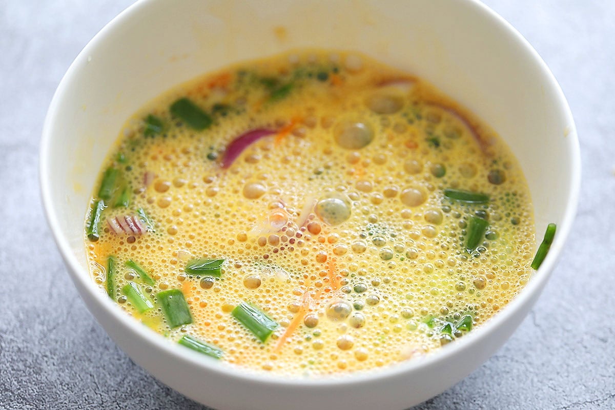 Egg mixture for shrimp omelette.