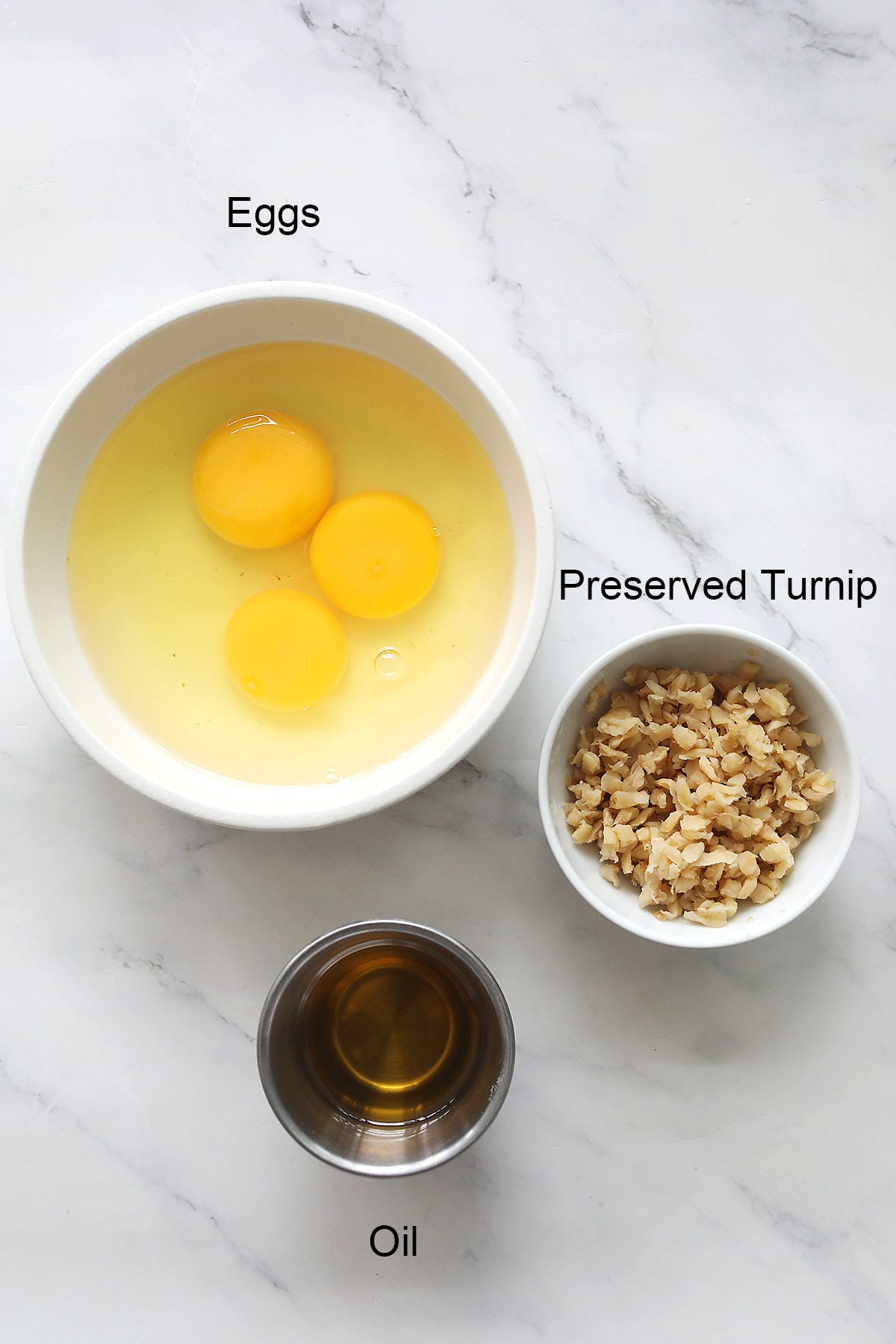 Ingredients for eggs with preserved turnip.