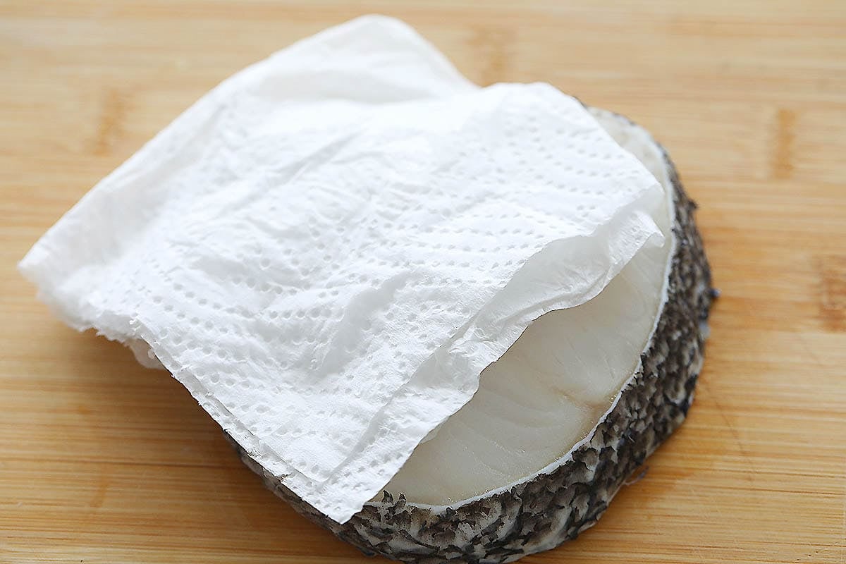 Black cod fillet, patted dry with paper towels.