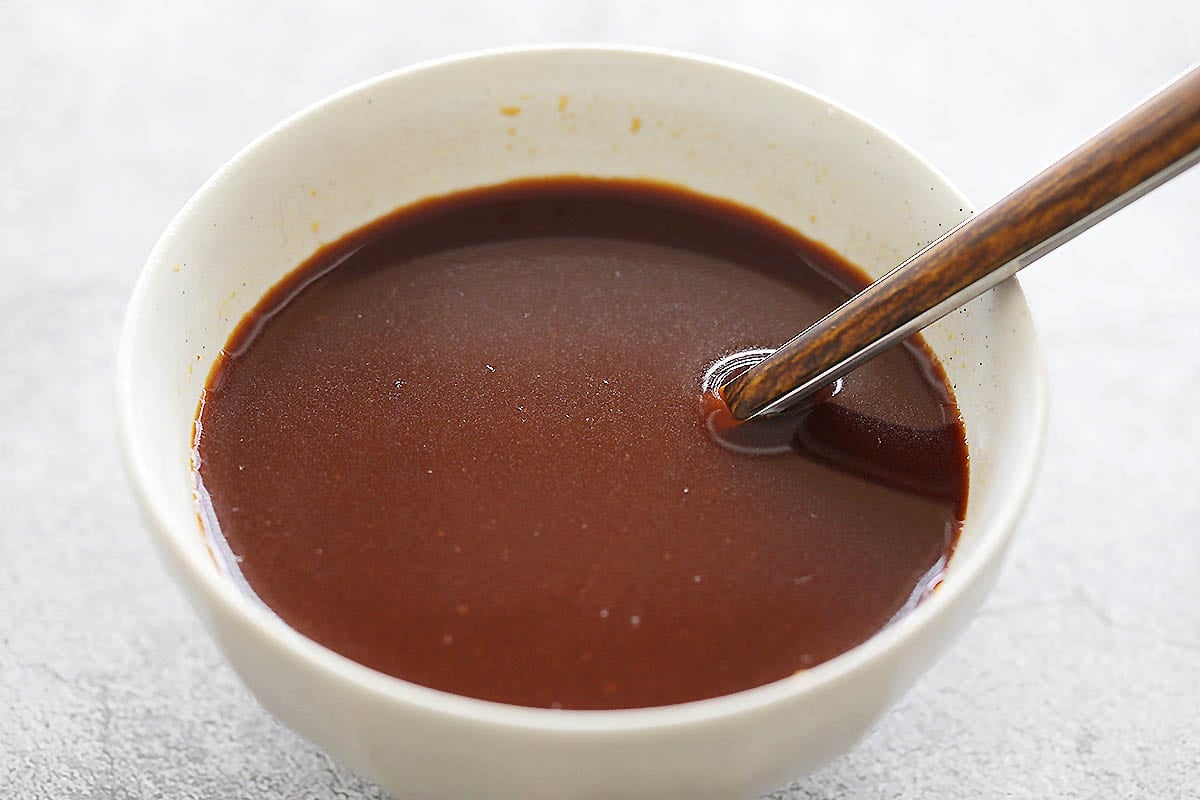 General Tso Sause in a bowl.