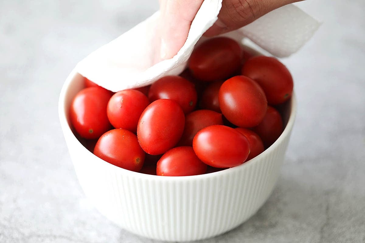 Cherry tomatoes in a bowl.