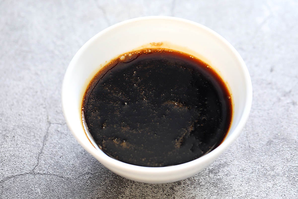 Brown sugar syrup in a bowl.
