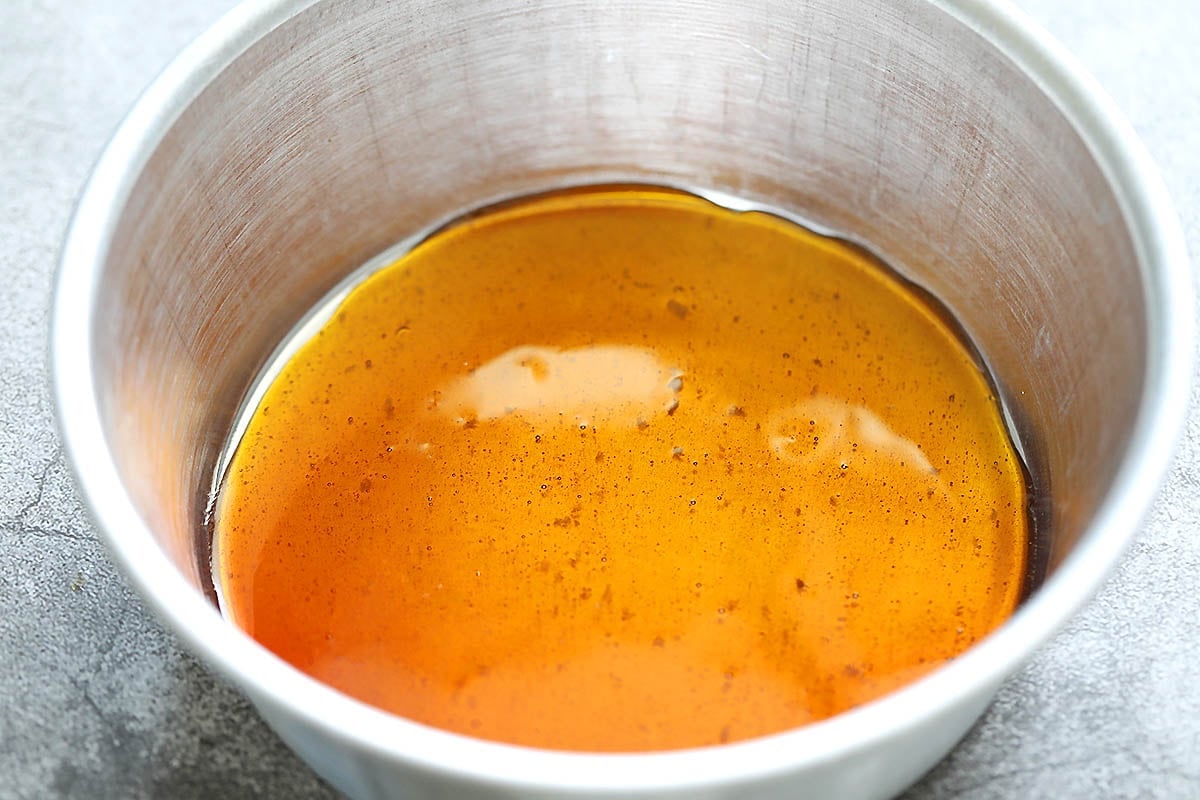 Carmel in a cake pan.