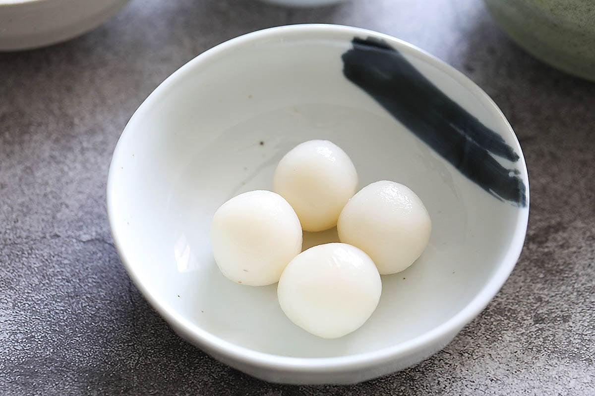 Shiratama dango in a bowl.