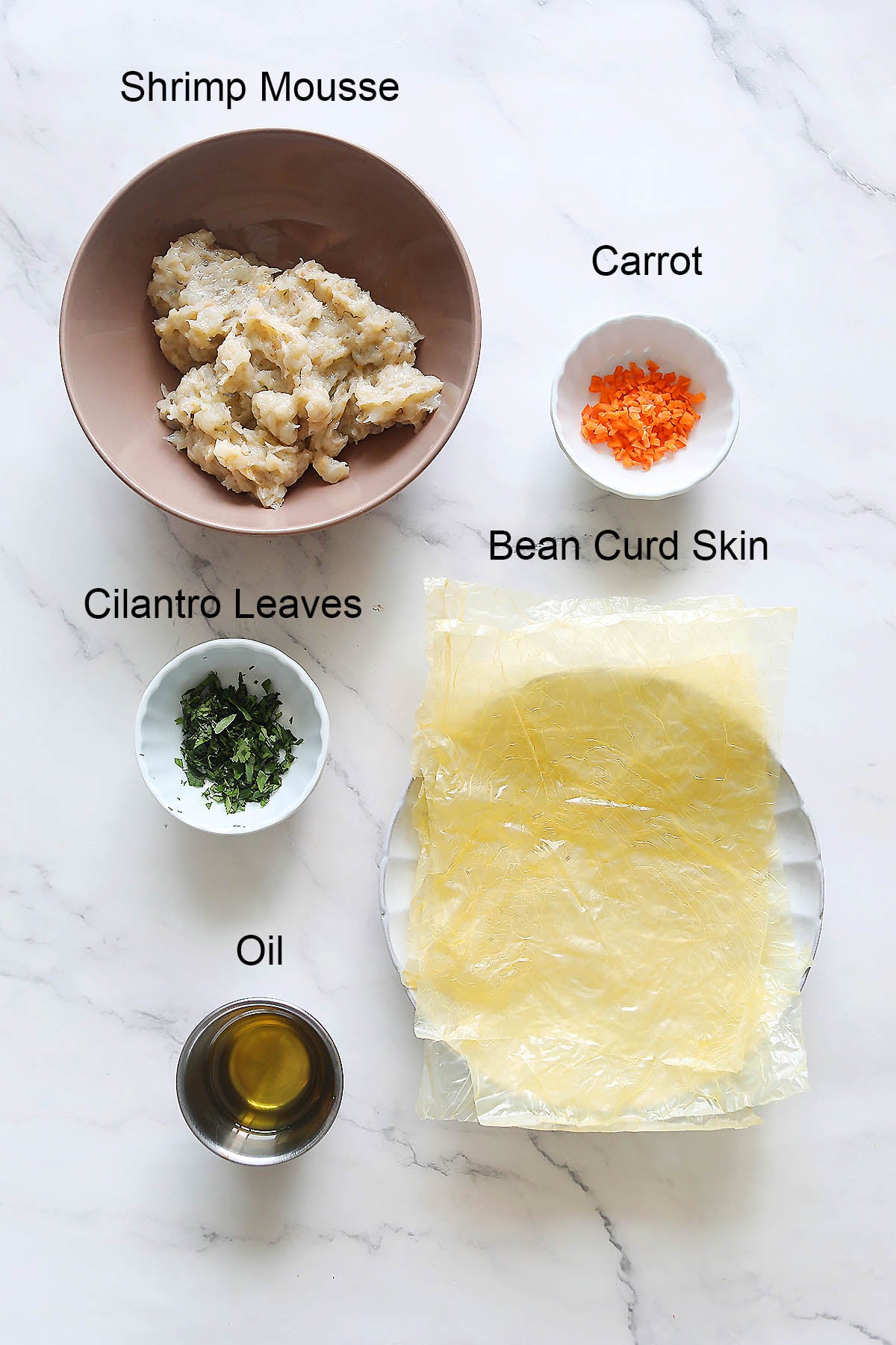 Ingredients for prawn cake.