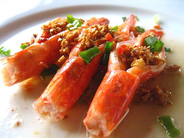 Steamed Shrimp with Garlic Oil